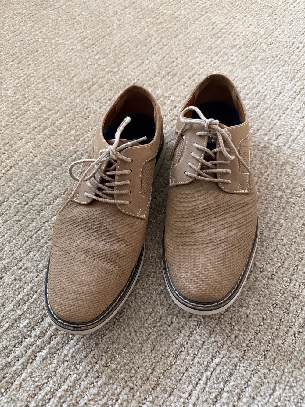 Steve Madden Taupe Lace-Up Derby Shoes